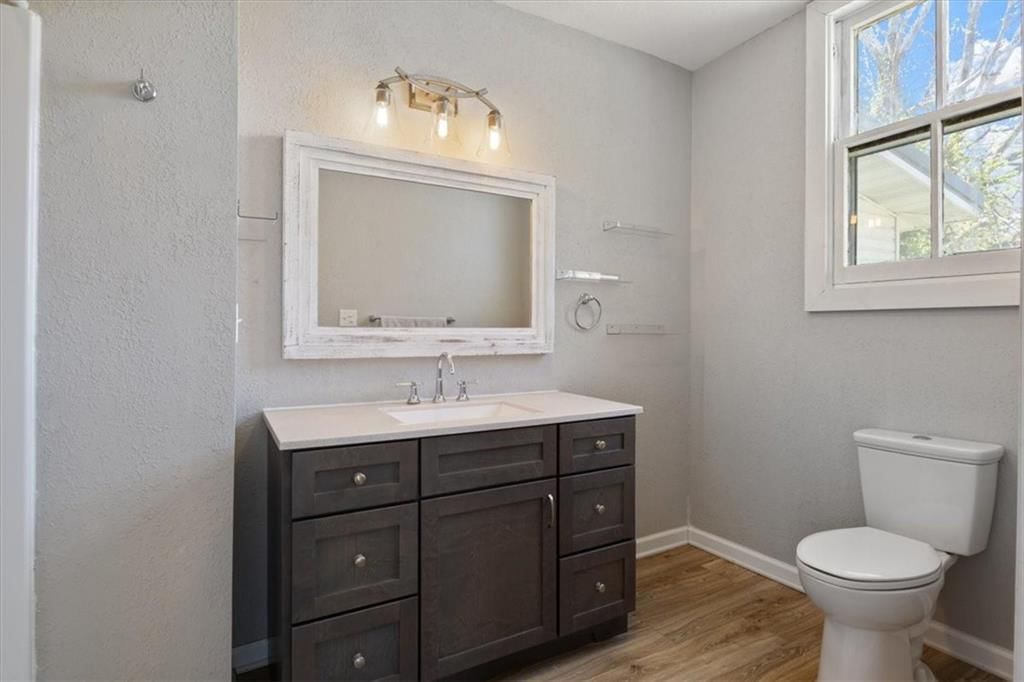 513 W Jefferson Street — photo 18