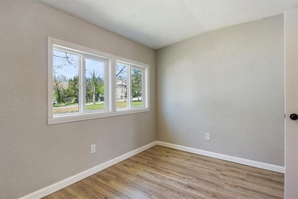 513 W Jefferson Street — photo 21