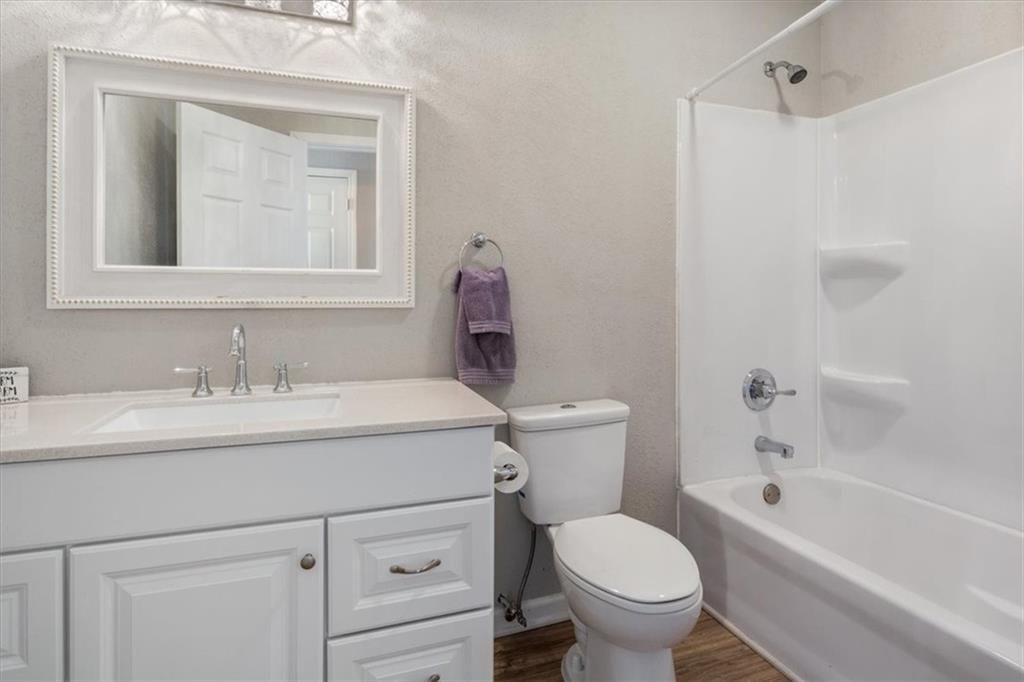 513 W Jefferson Street — photo 23
