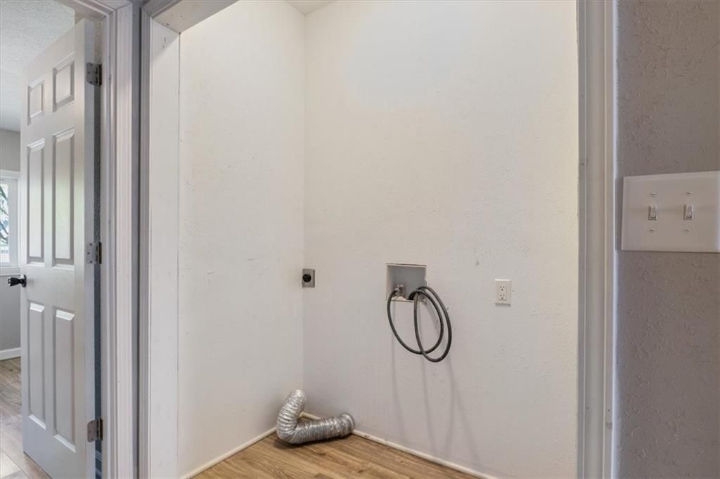 513 W Jefferson Street — photo 24