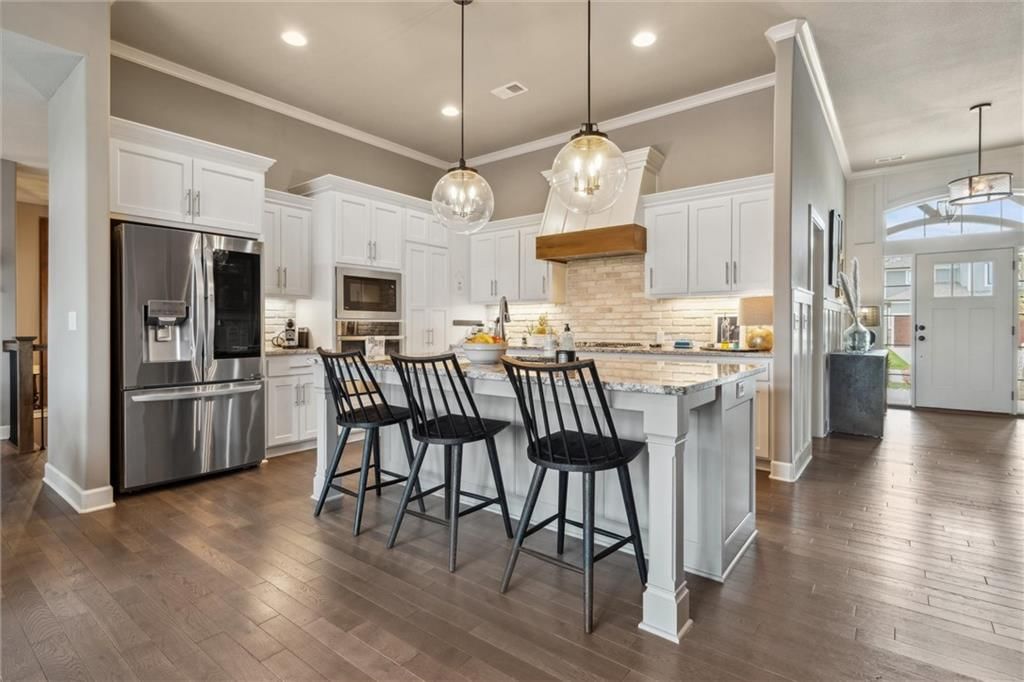 6 Black Hawk Drive — photo 11