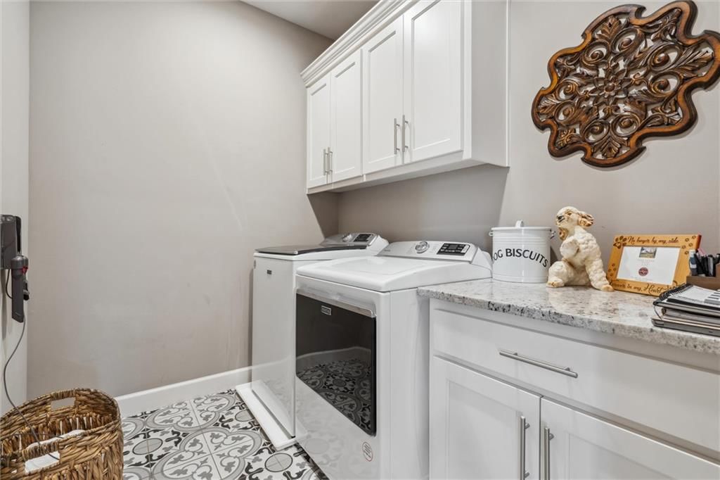 6 Black Hawk Drive — photo 18
