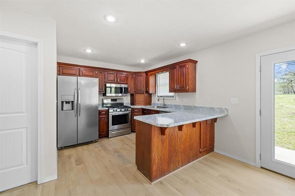 1120 Columbus Street — photo 7