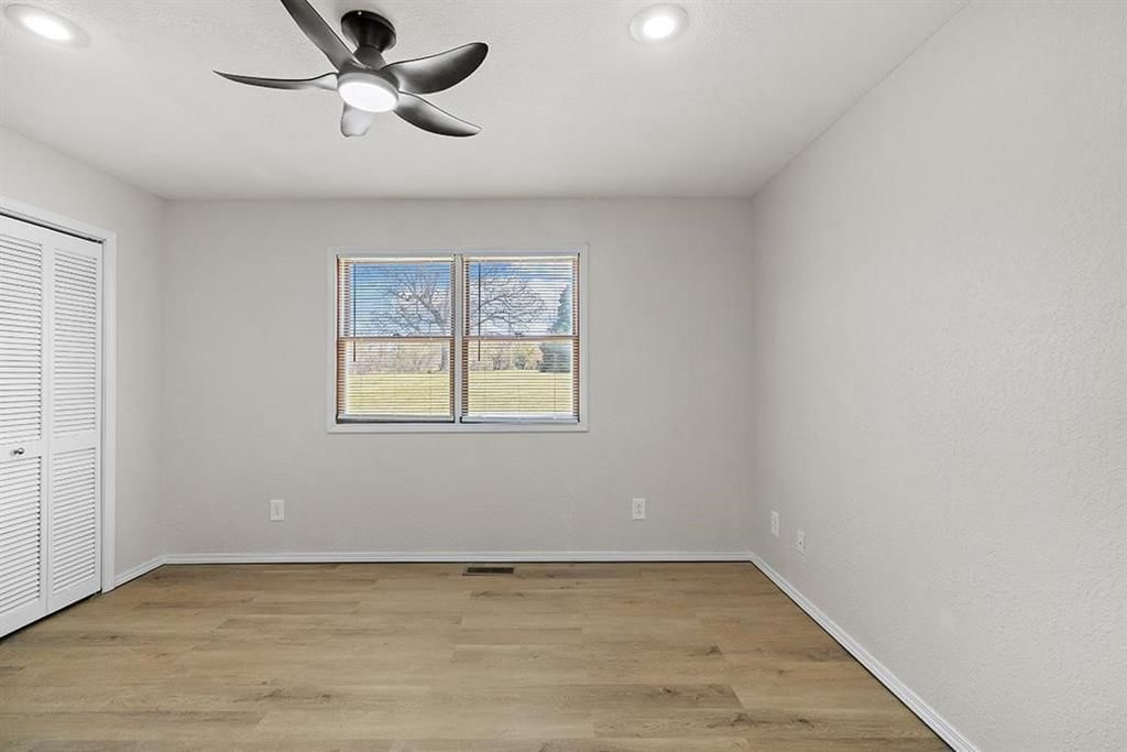 1120 Columbus Street — photo 15
