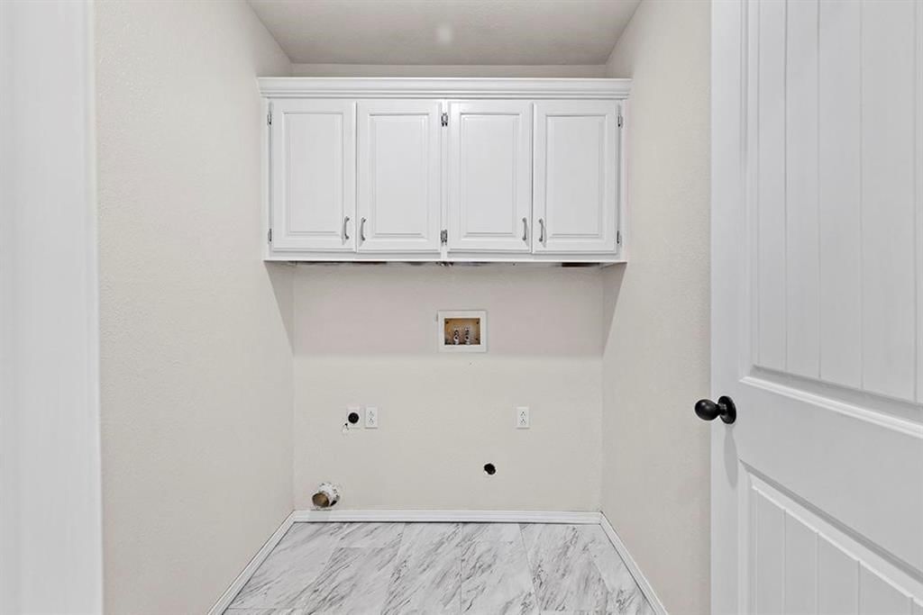 1120 Columbus Street — photo 19