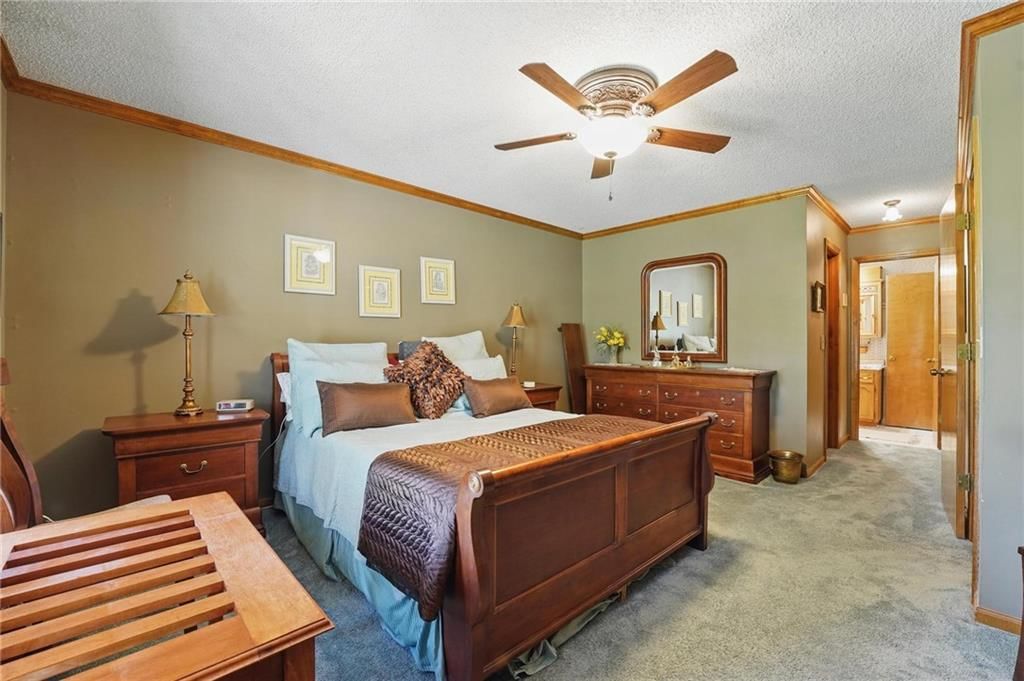 18321 Crestview Drive — photo 9