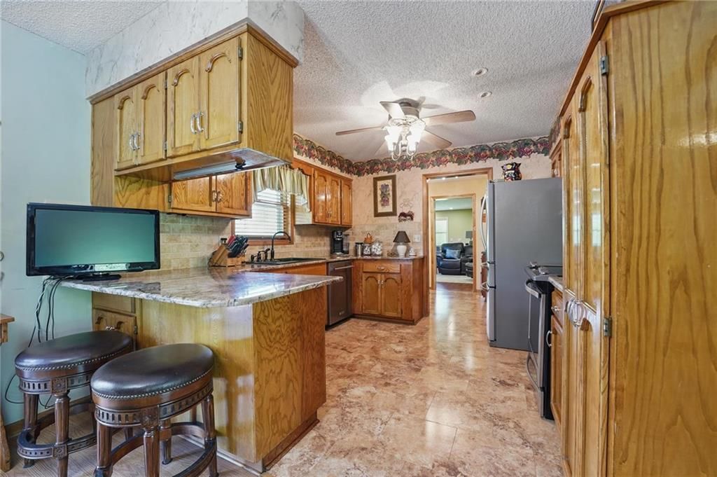 18321 Crestview Drive — photo 15