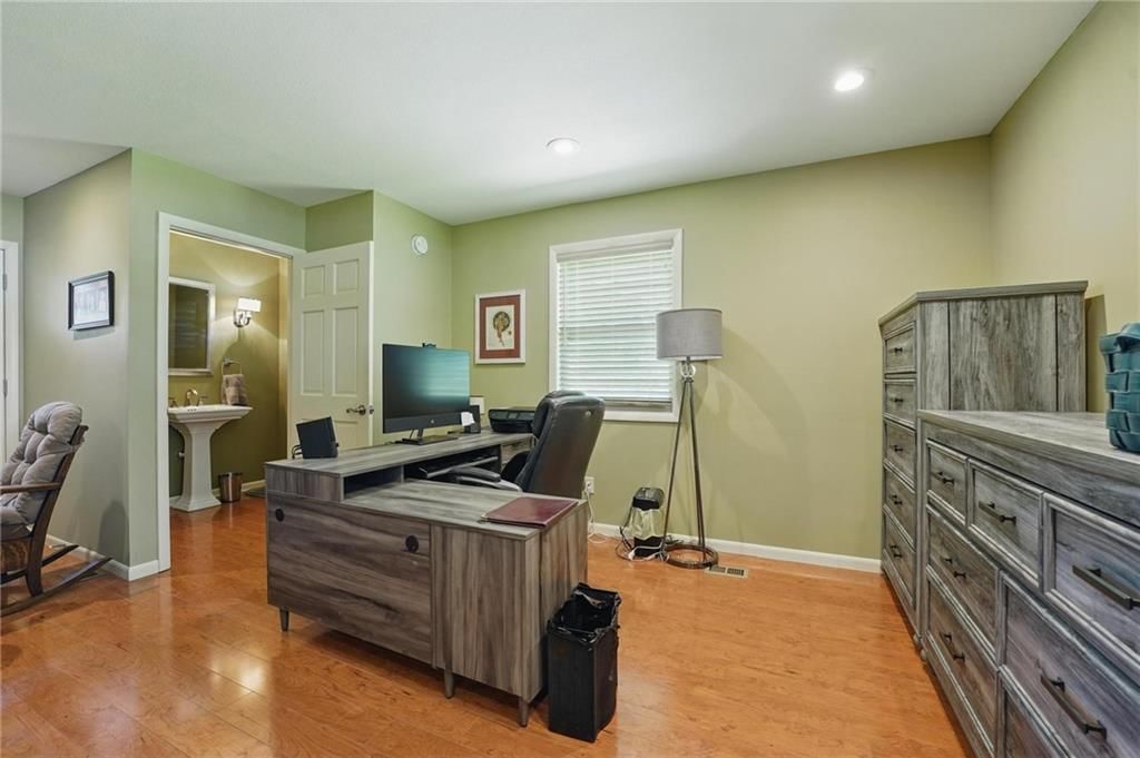 18321 Crestview Drive — photo 23