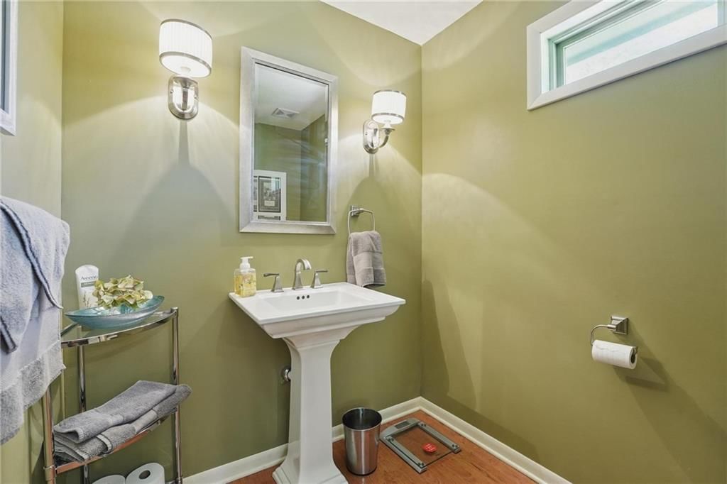 18321 Crestview Drive — photo 25