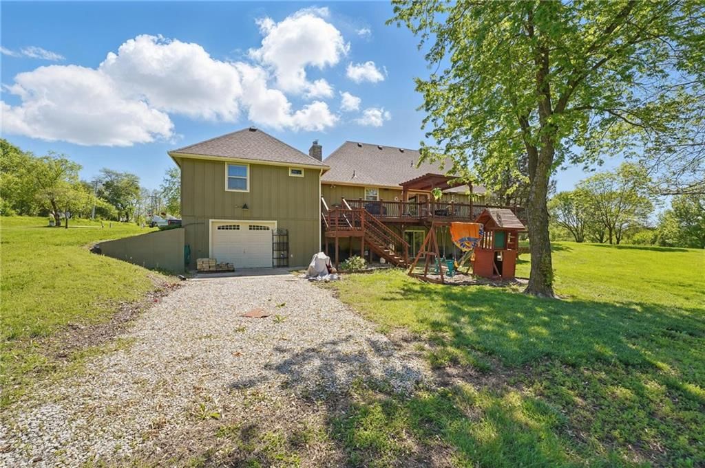 18321 Crestview Drive — photo 36