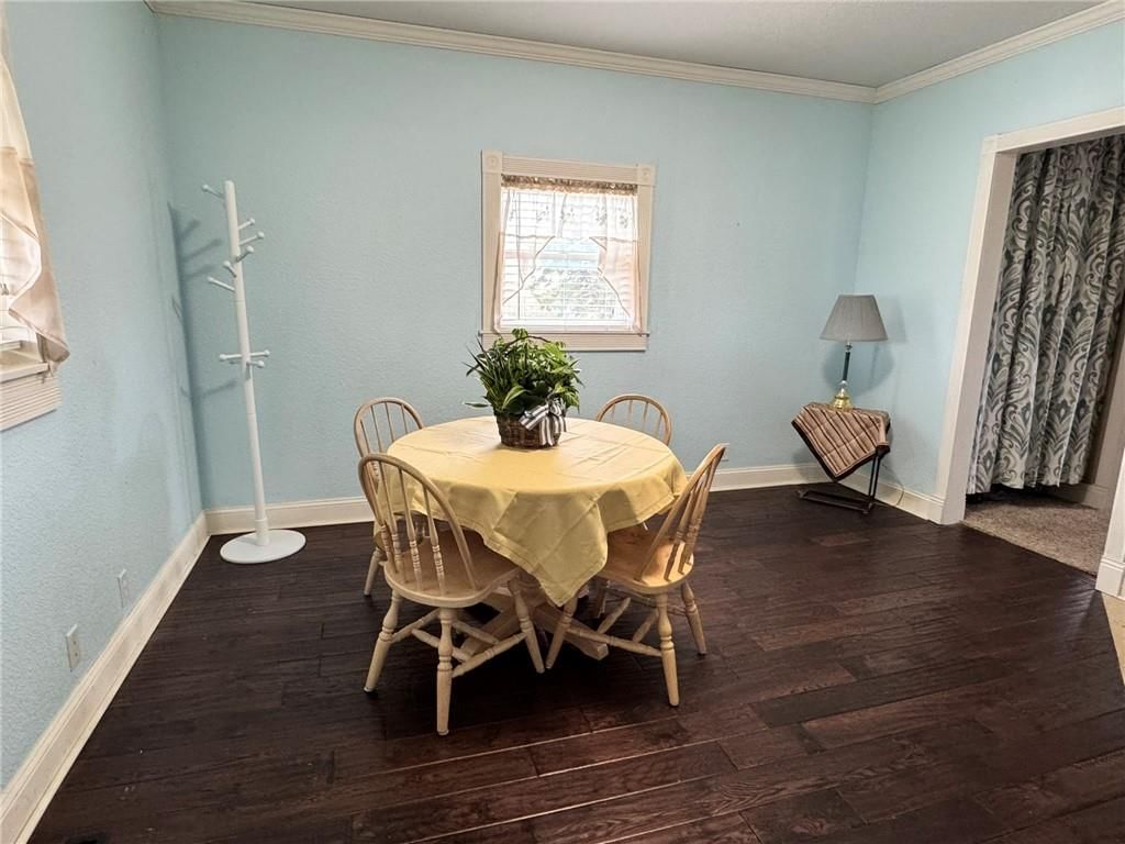 22497 Metcalf Road — photo 3