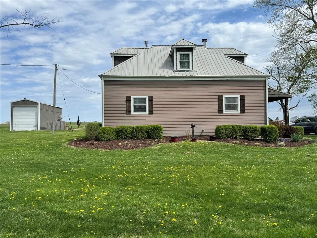 22497 Metcalf Road — photo 18