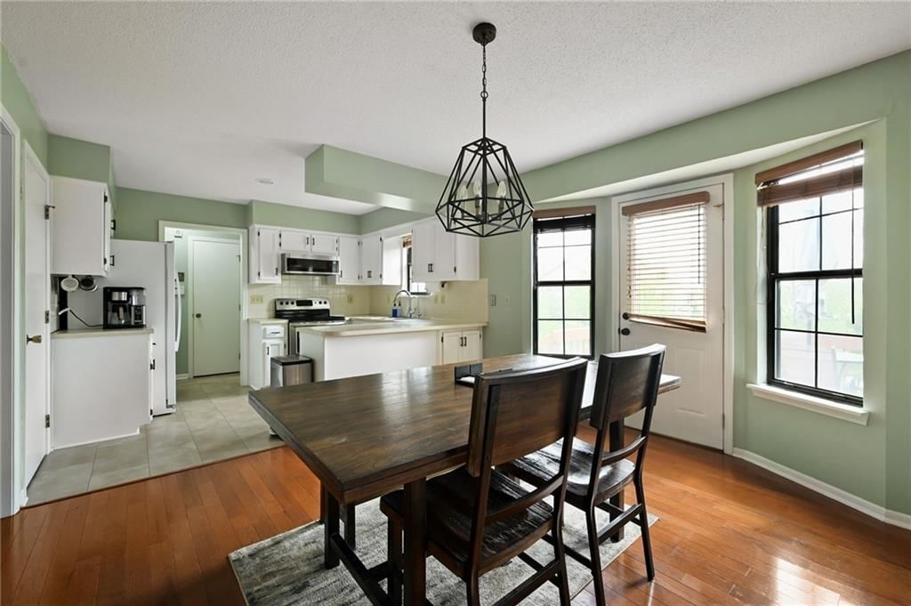 10624 W 115th Street — photo 8