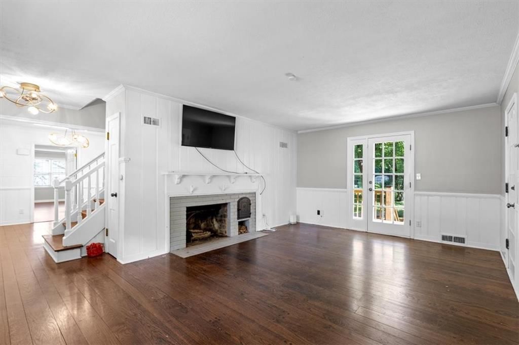 8308 W 61st Street — photo 4