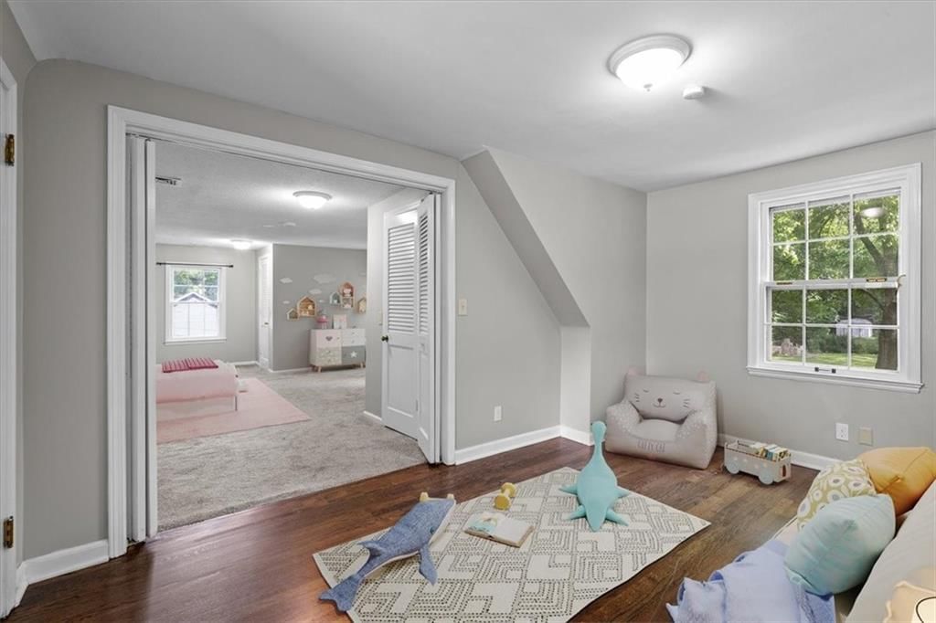 8308 W 61st Street — photo 8