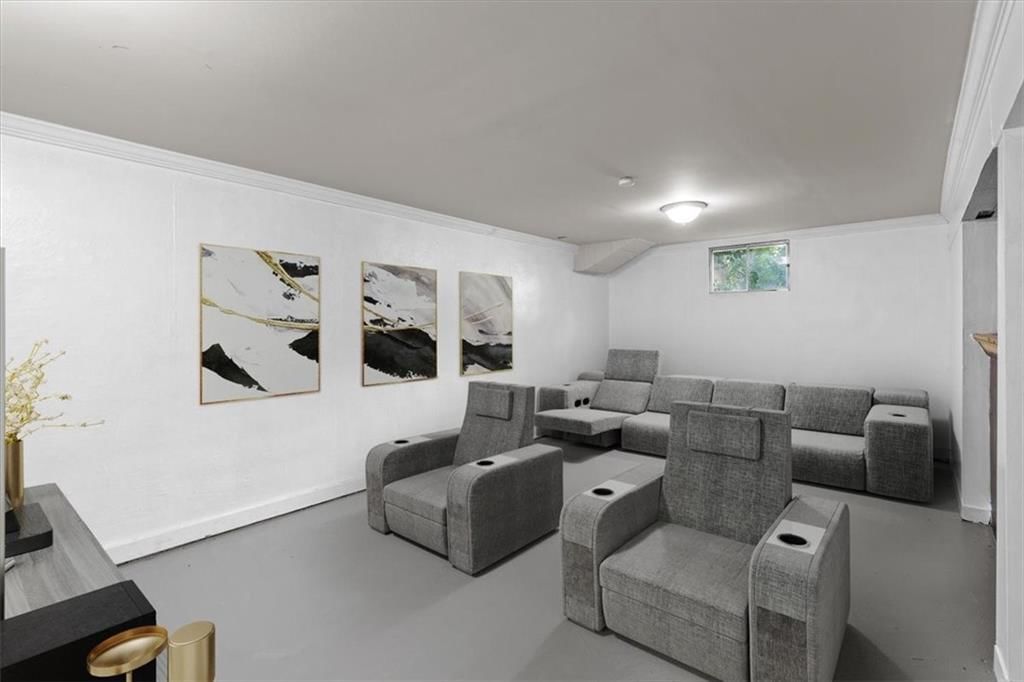 8308 W 61st Street — photo 23