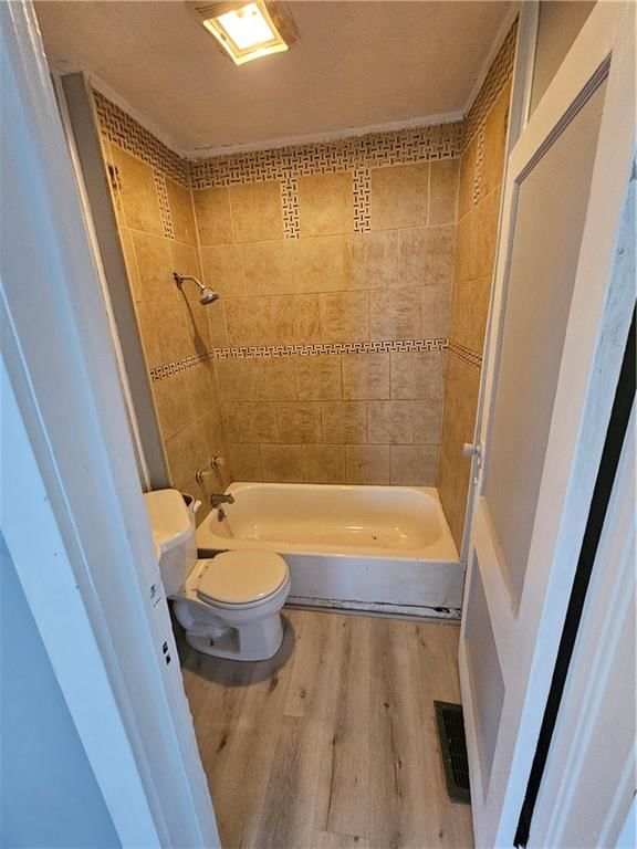 4410 Myrtle Avenue — photo 5