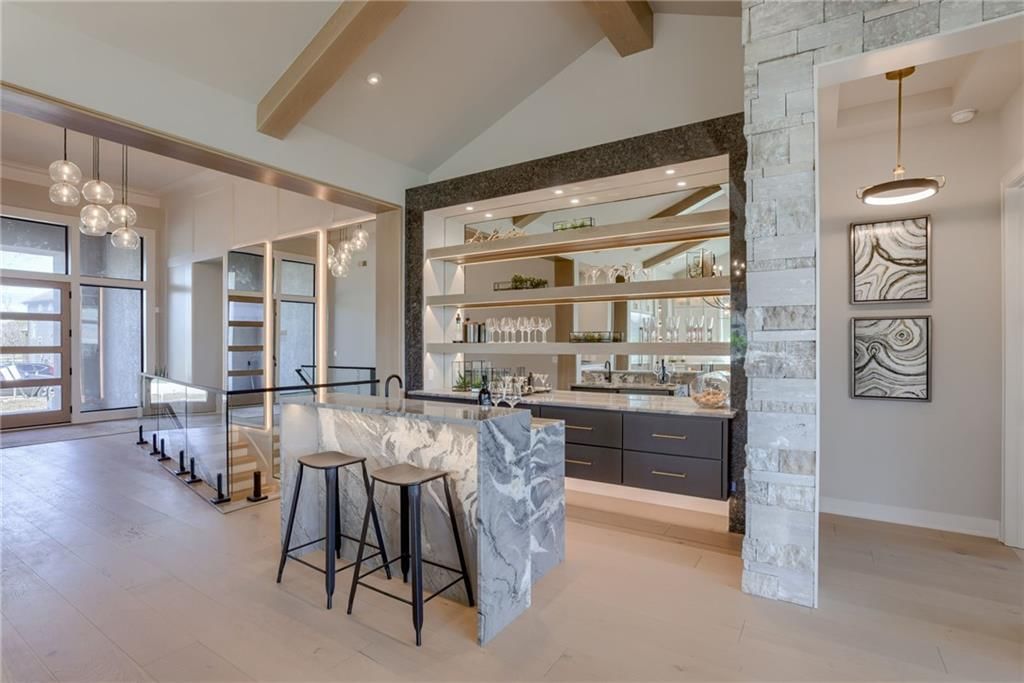 Photo 9 of 41 - 13610 Granada Drive, Leawood, KS 66224