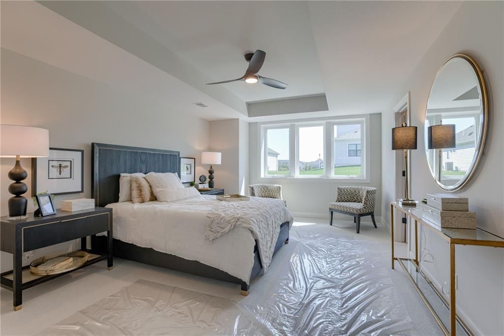 Photo 27 of 41 - 13610 Granada Drive, Leawood, KS 66224