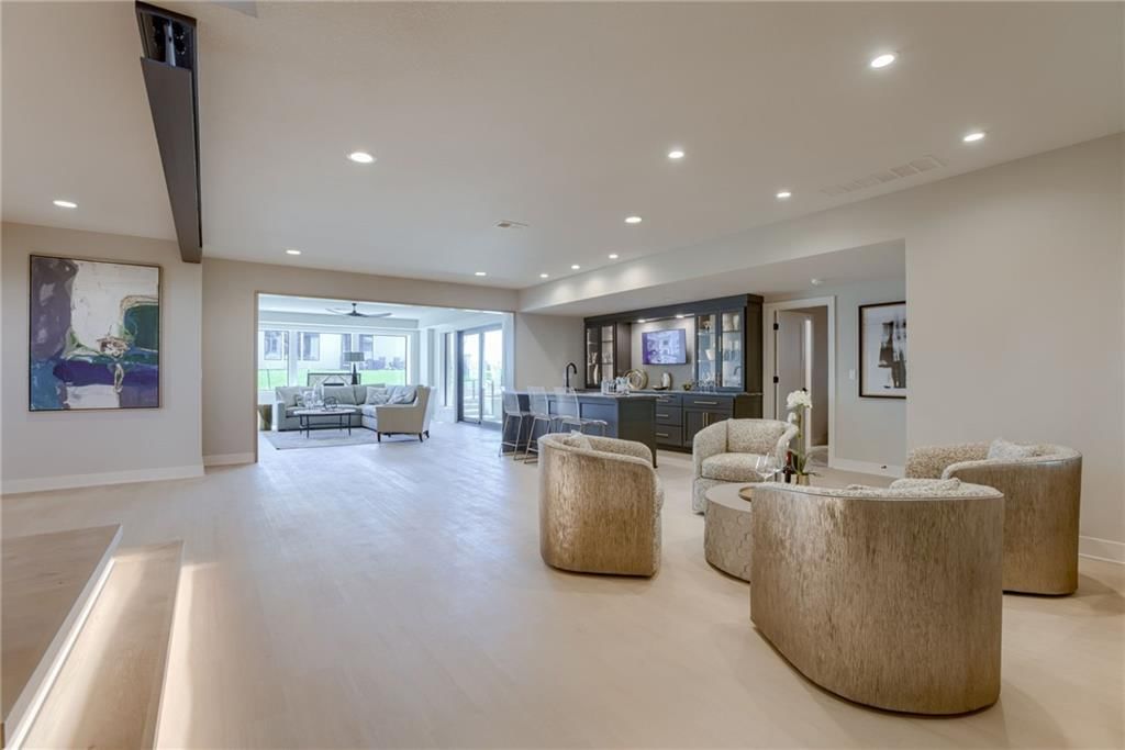 Photo 32 of 41 - 13610 Granada Drive, Leawood, KS 66224