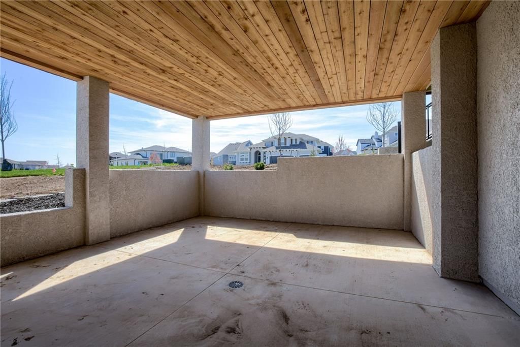 Photo 37 of 41 - 13610 Granada Drive, Leawood, KS 66224