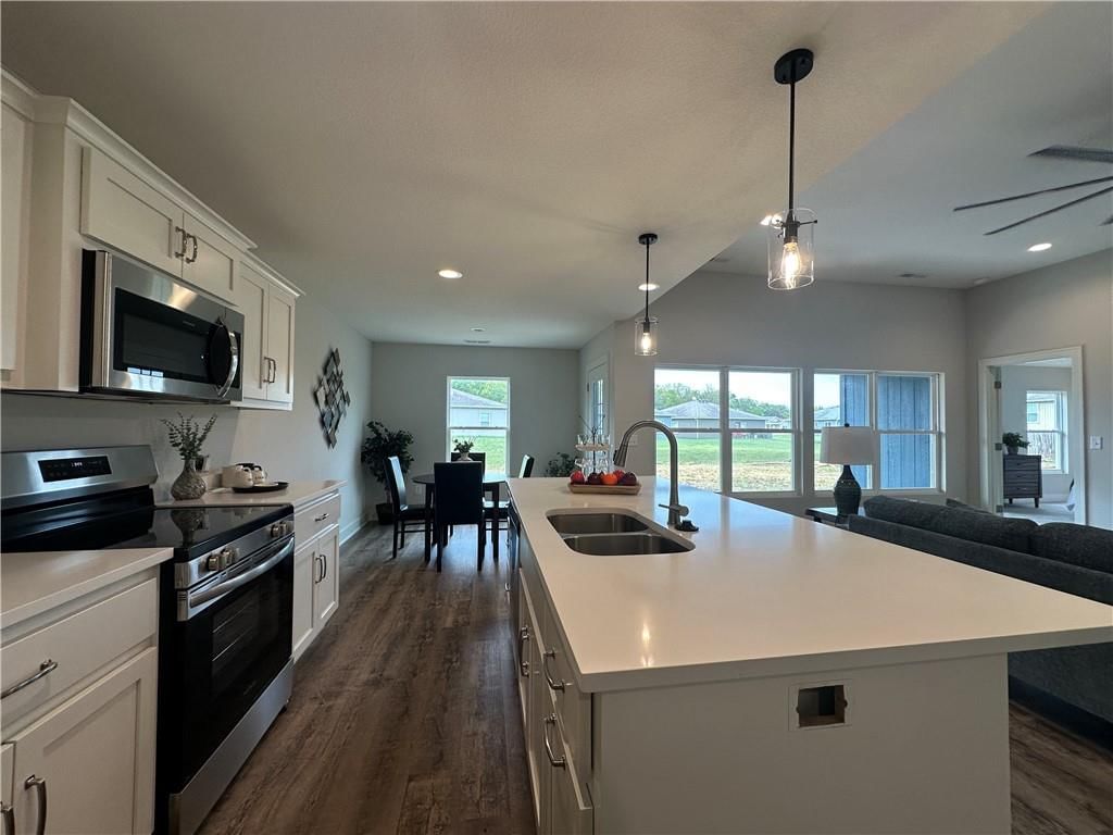 408 Ash Street — photo 5