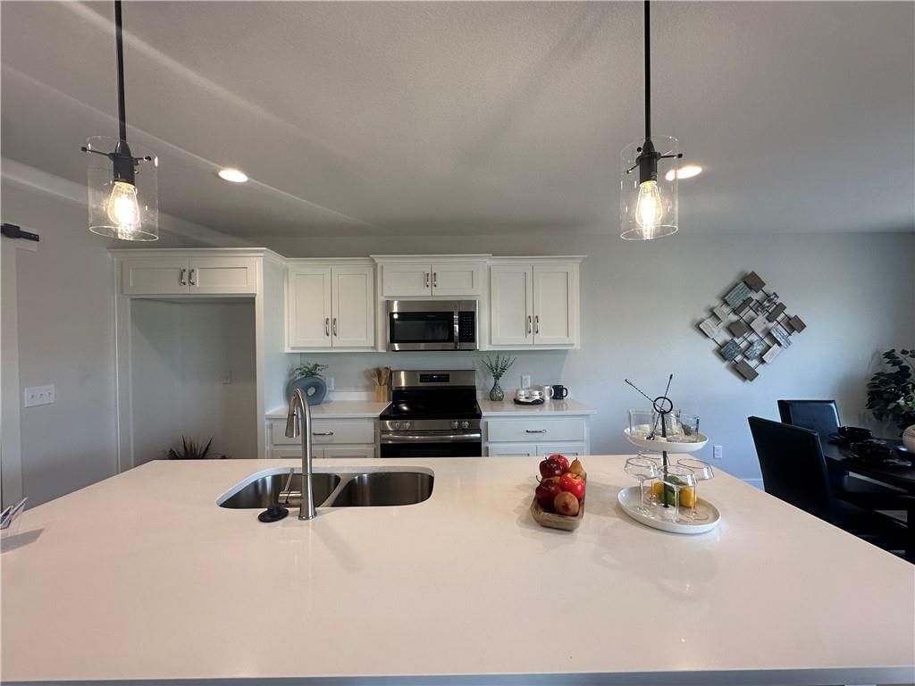 408 Ash Street — photo 7
