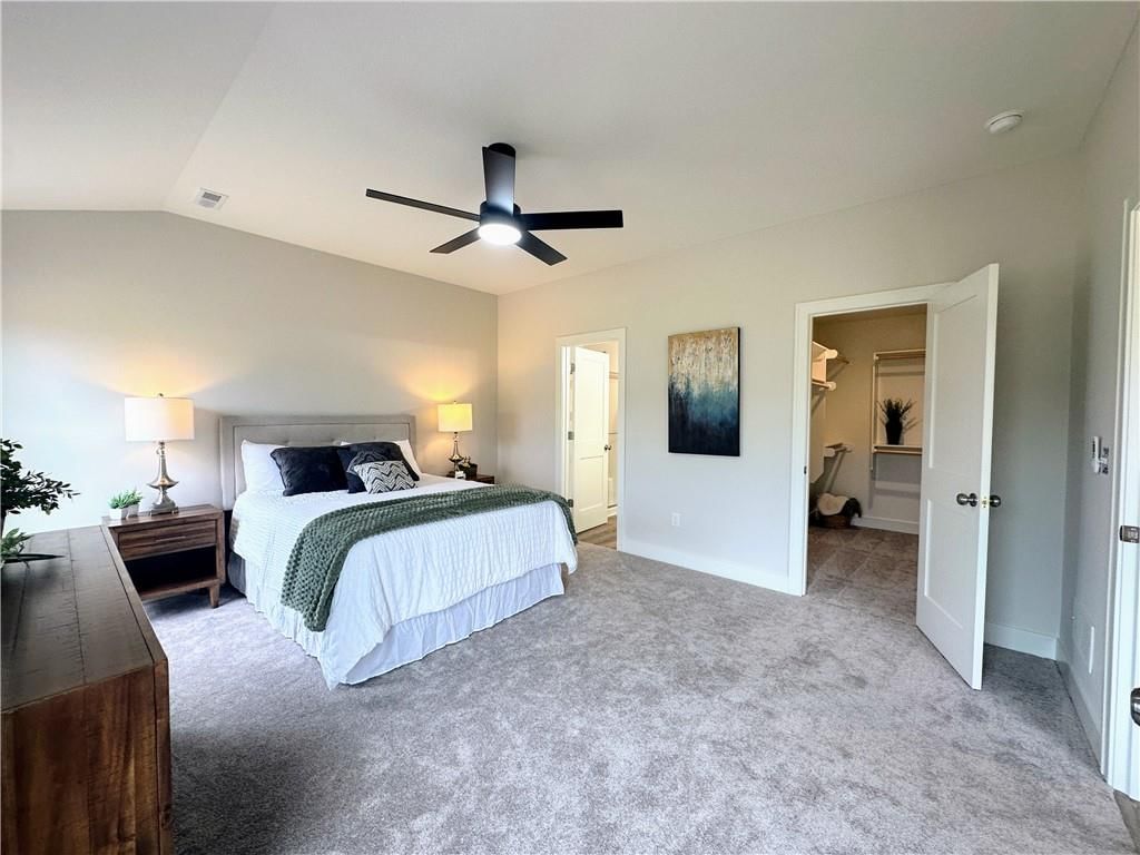 408 Ash Street — photo 12