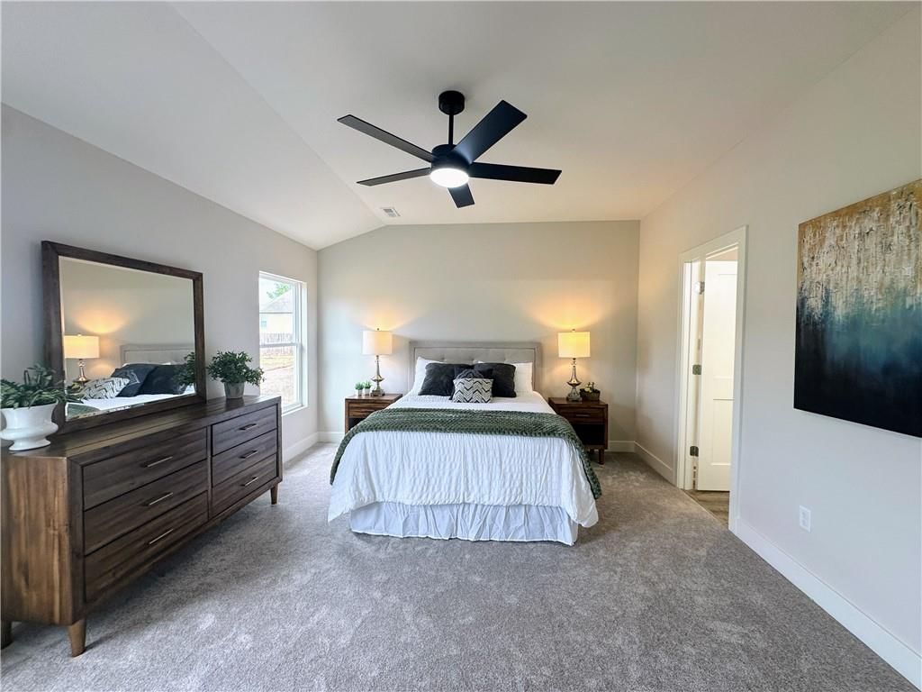 408 Ash Street — photo 13