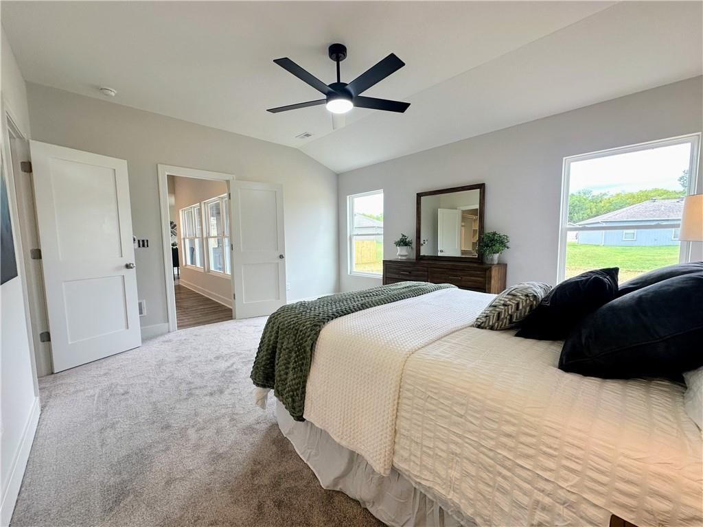 408 Ash Street — photo 14