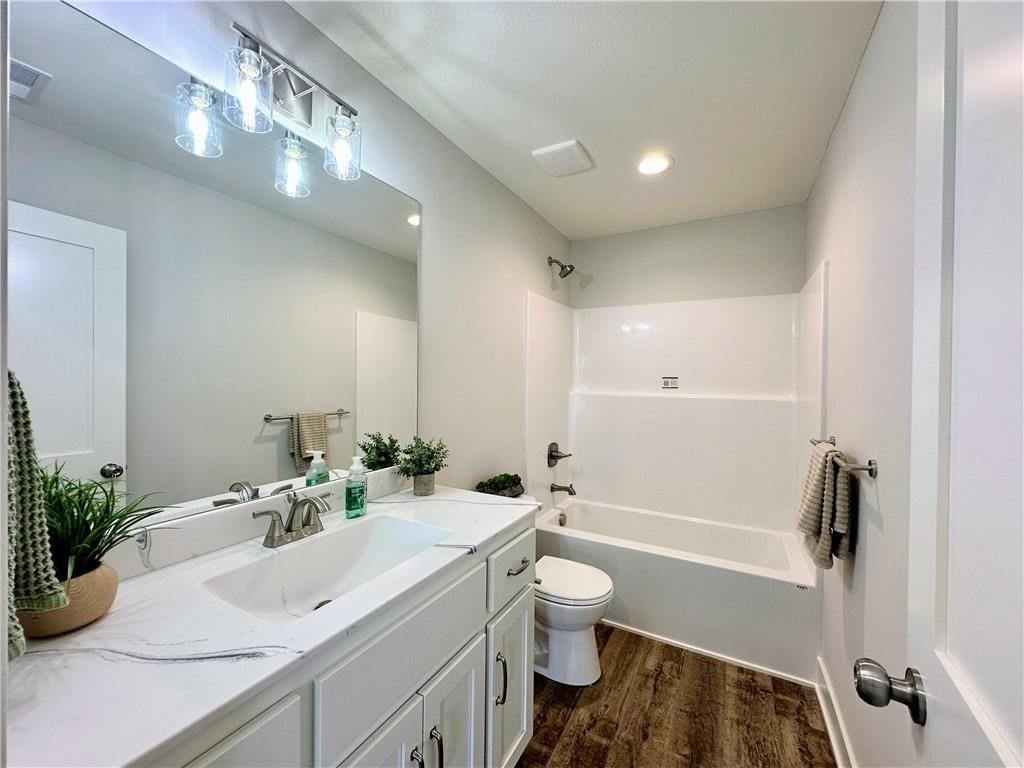 408 Ash Street — photo 21