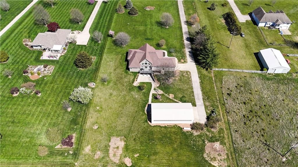 1800 SW Cemetery Road — photo 48