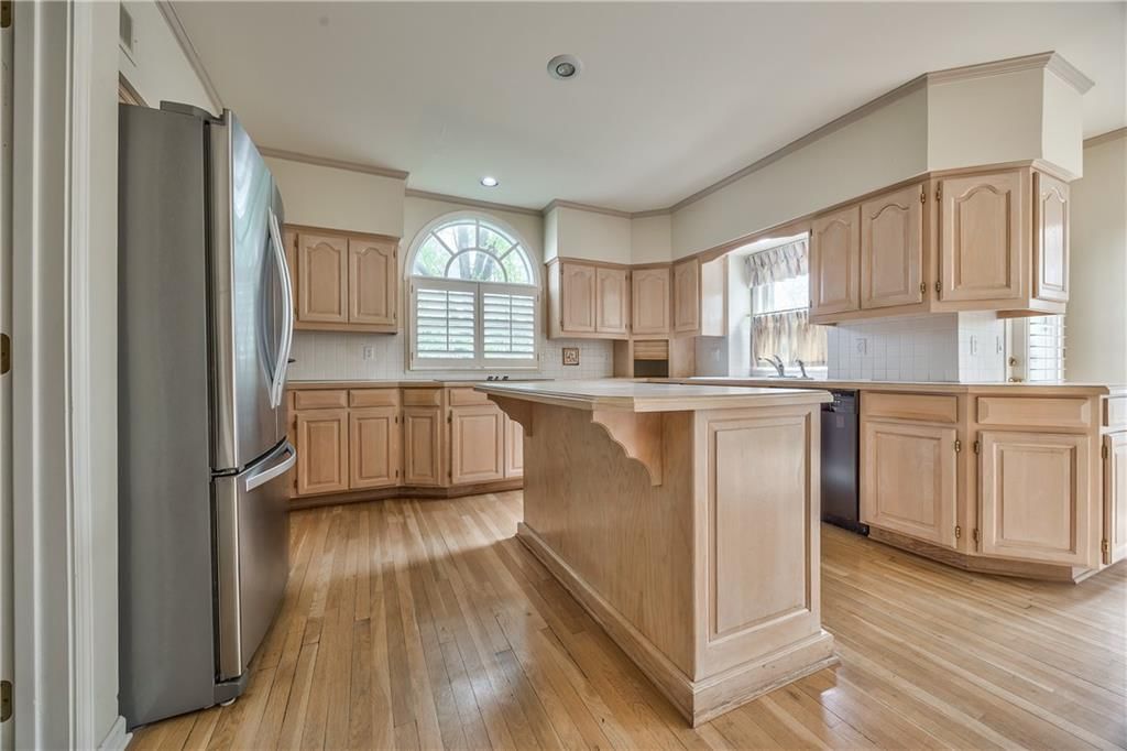 12301 Birch Street — photo 12