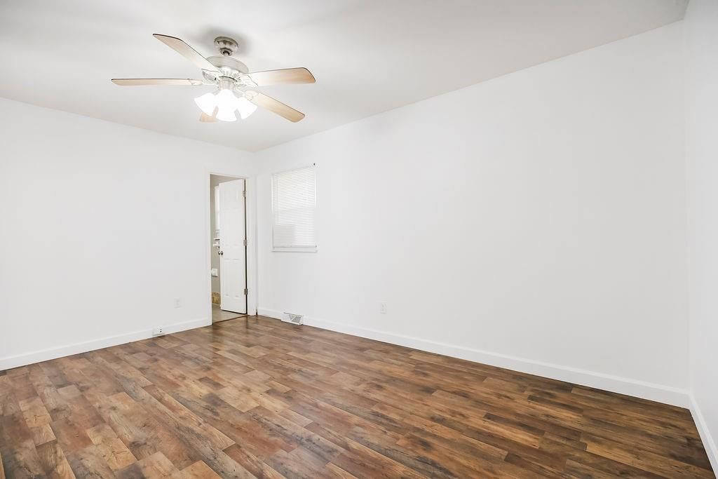 1805 NE 5th Street — photo 12