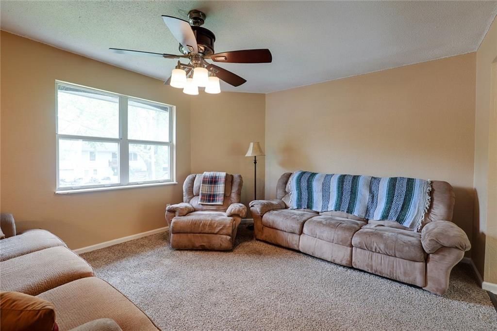 2202 SE Park Avenue — photo 5
