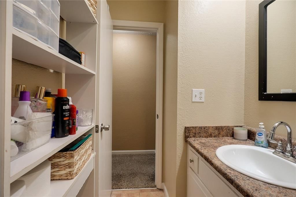2202 SE Park Avenue — photo 12