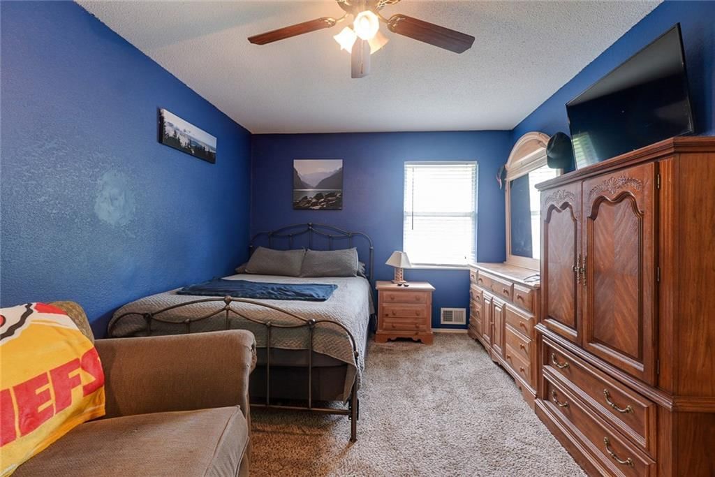 2202 SE Park Avenue — photo 22