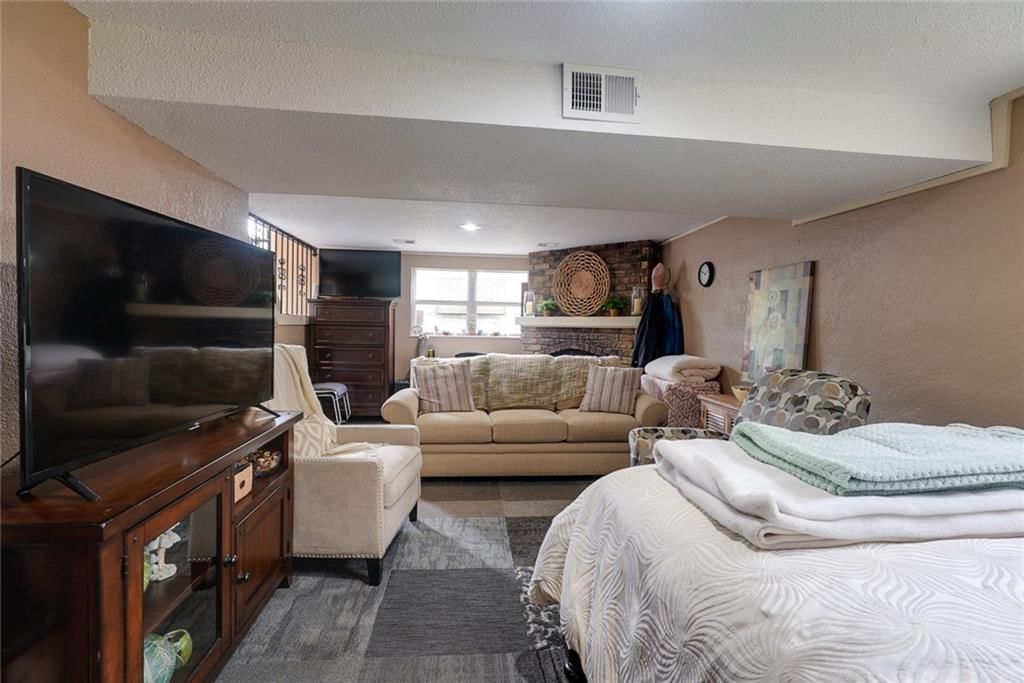 2202 SE Park Avenue — photo 23