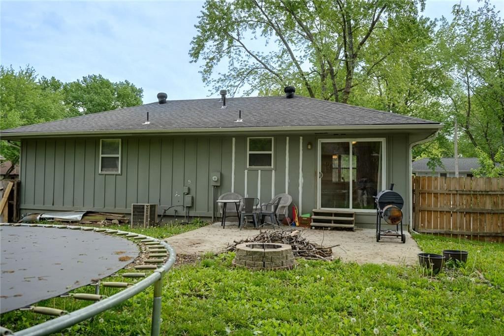 2202 SE Park Avenue — photo 31