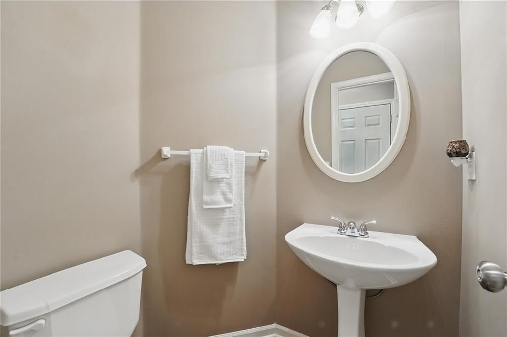 14221 Rosehill Street — photo 16