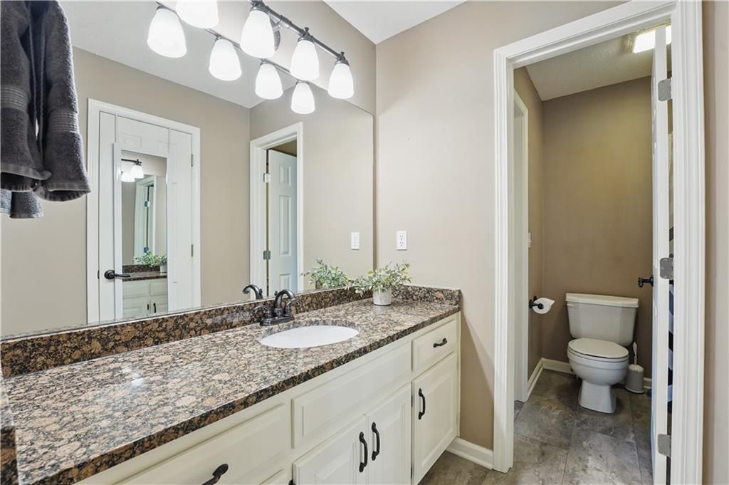 14221 Rosehill Street — photo 33