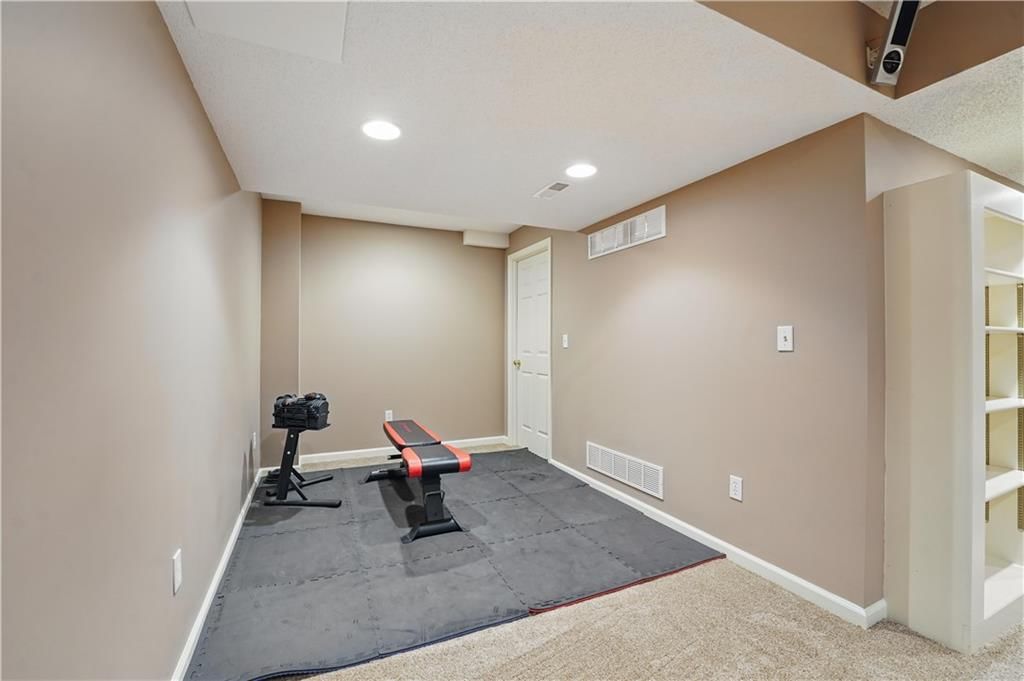 14221 Rosehill Street — photo 36