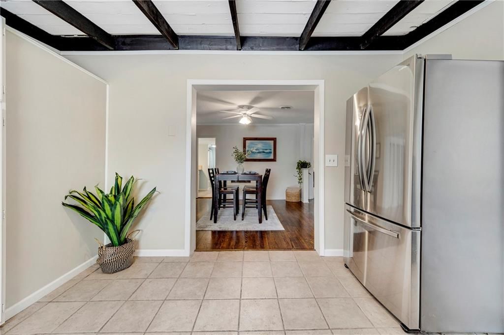 107 E Olive Street — photo 13