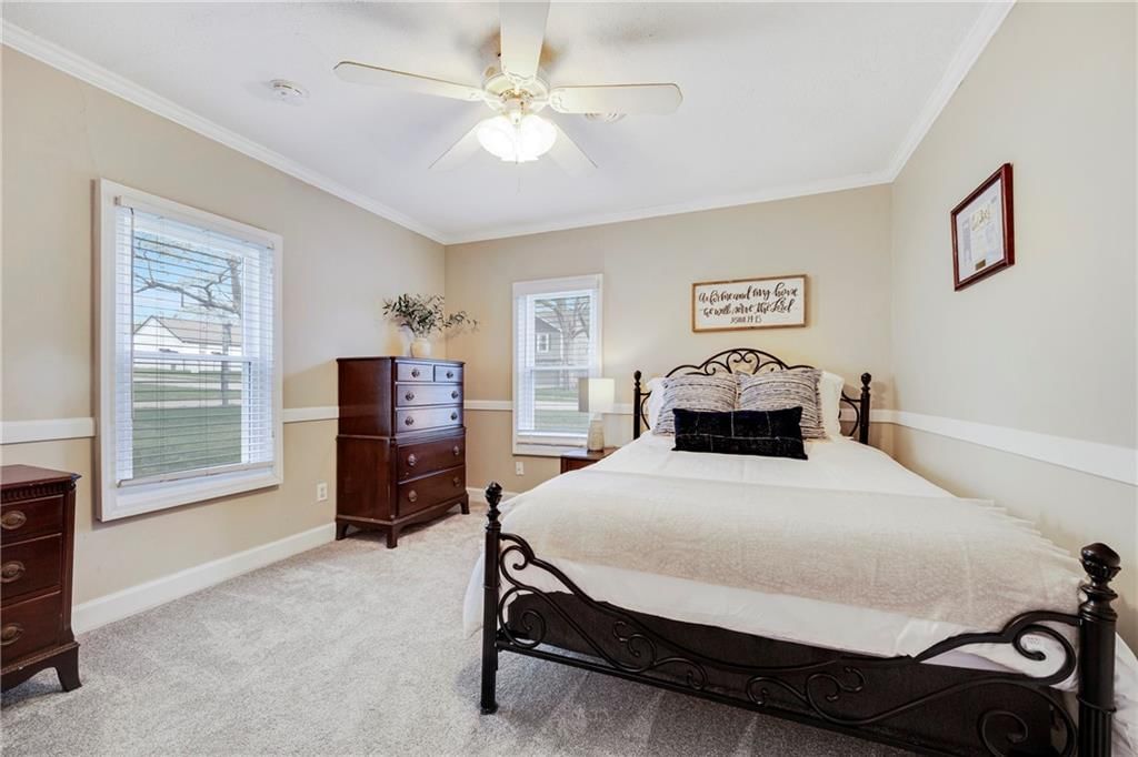 107 E Olive Street — photo 18