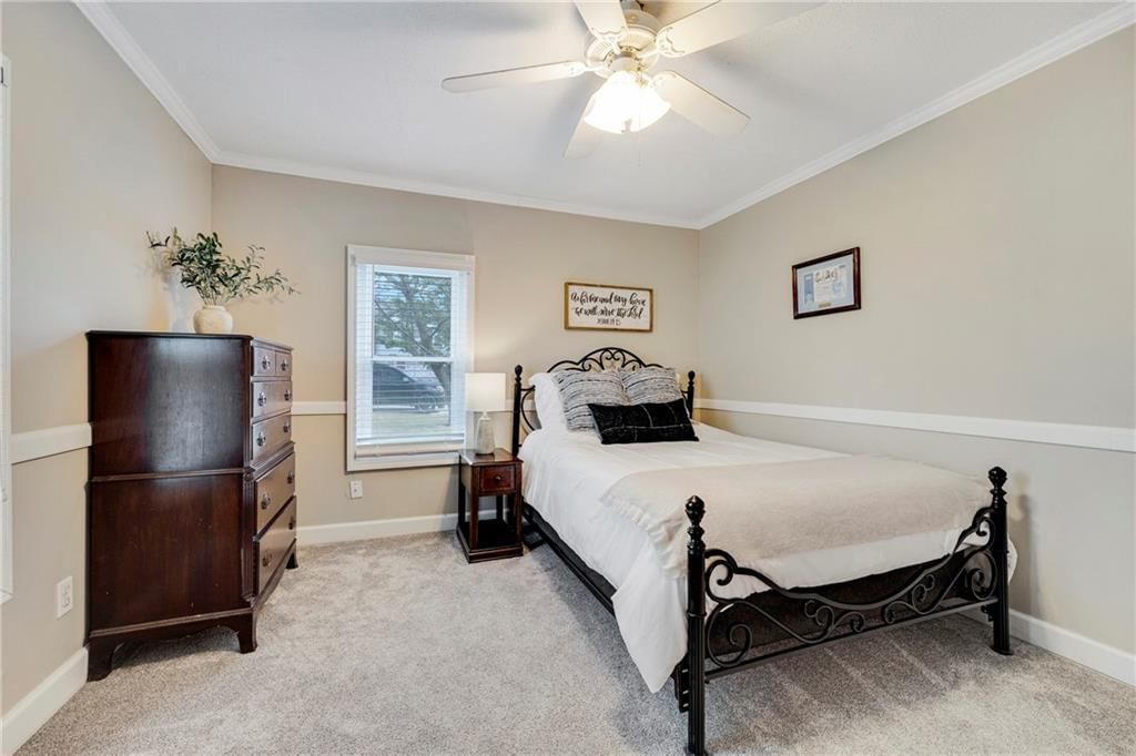 107 E Olive Street — photo 19