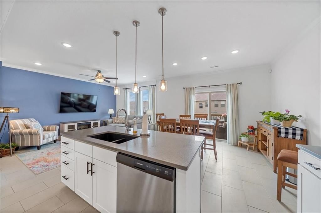 7377 Grand Slam Street — photo 31