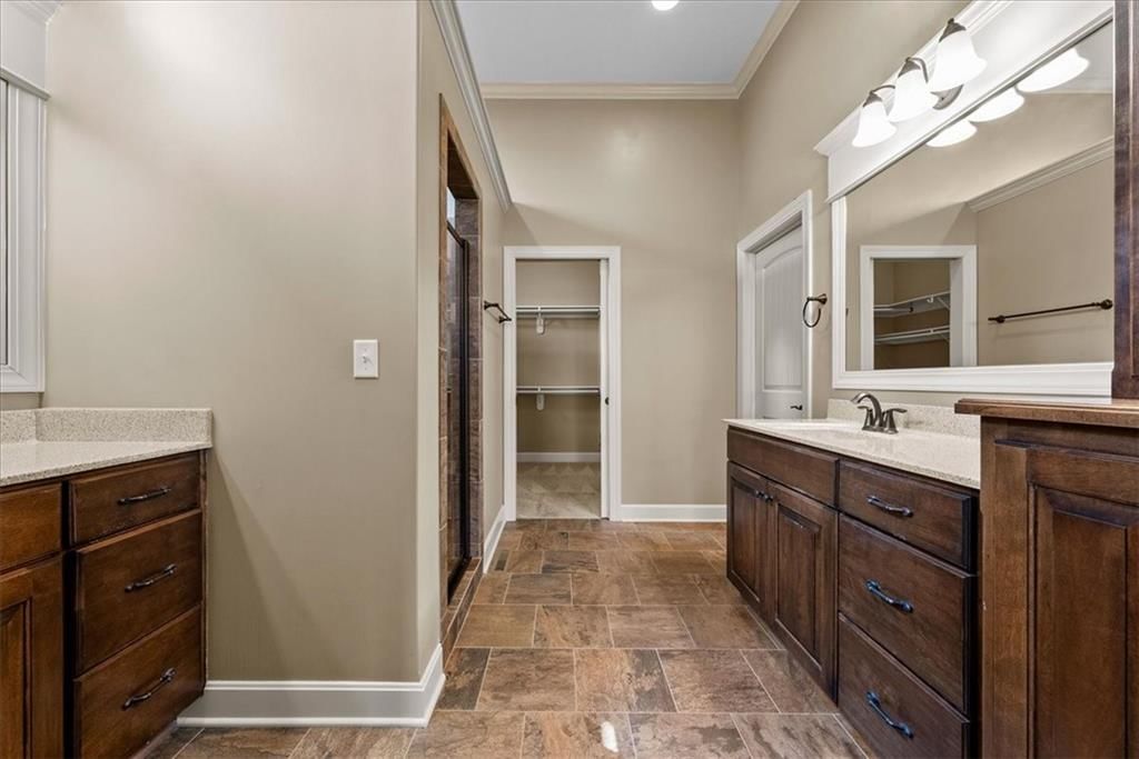1104 SW 8th Street — photo 15