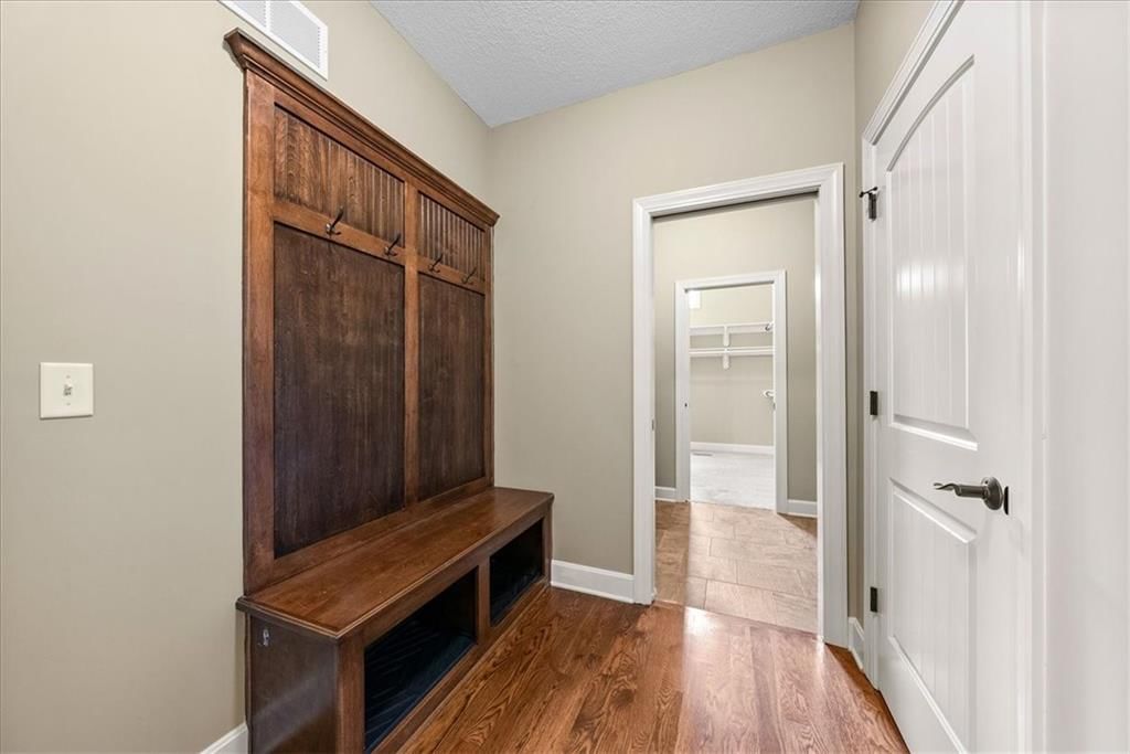 1104 SW 8th Street — photo 18