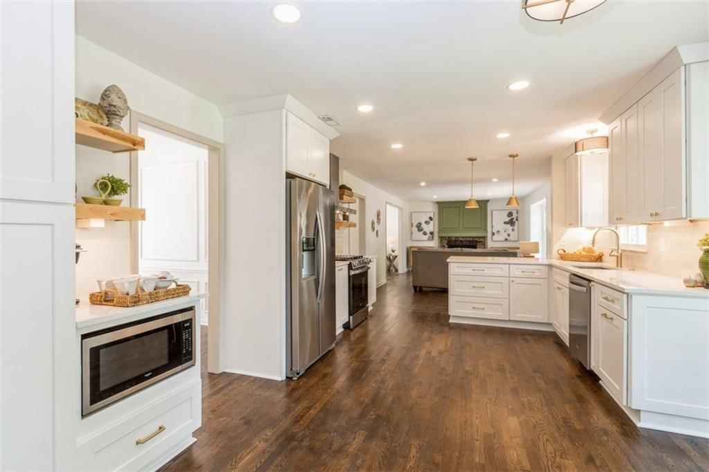 10031 Catalina Street — photo 7
