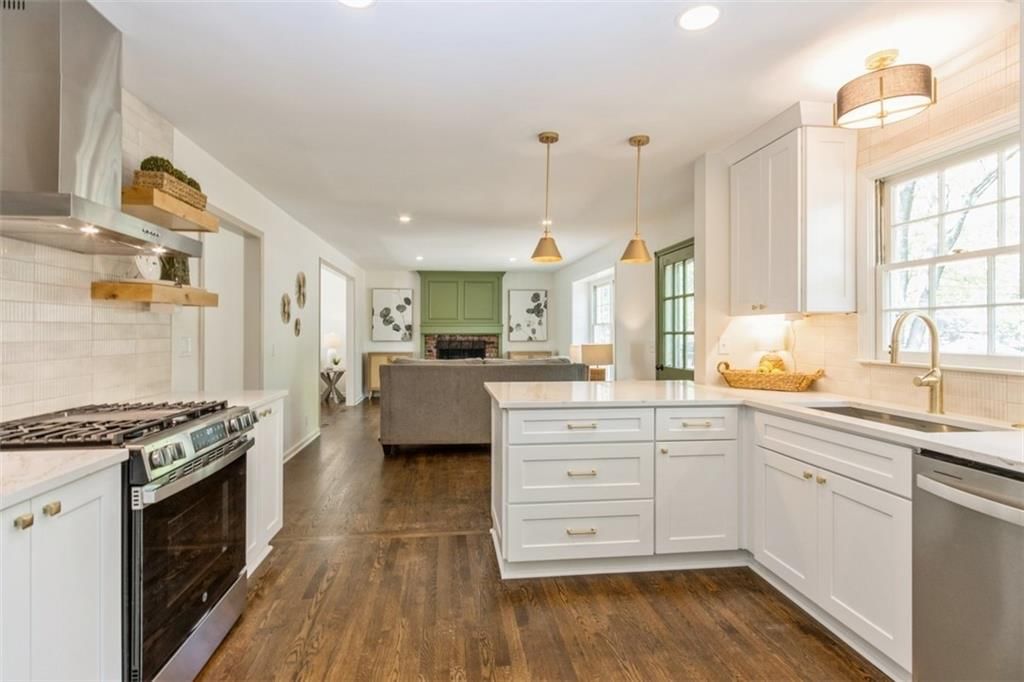 10031 Catalina Street — photo 10